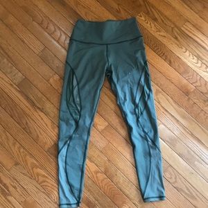 Aerie dark green leggings
